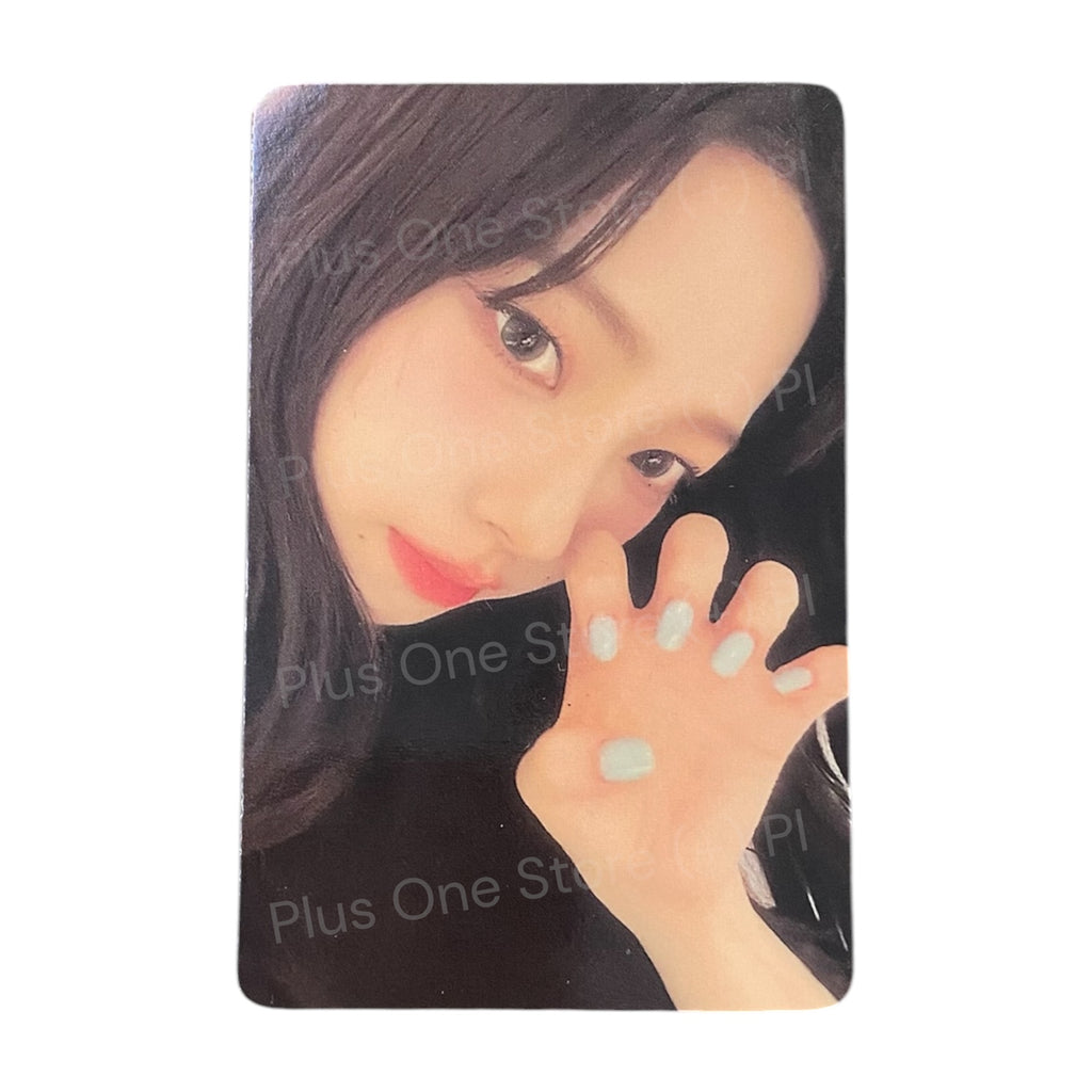 AESPA - KARINA ARMAGEDDON STARRIVER OFFICIAL PRE ORDER PHOTOCARD