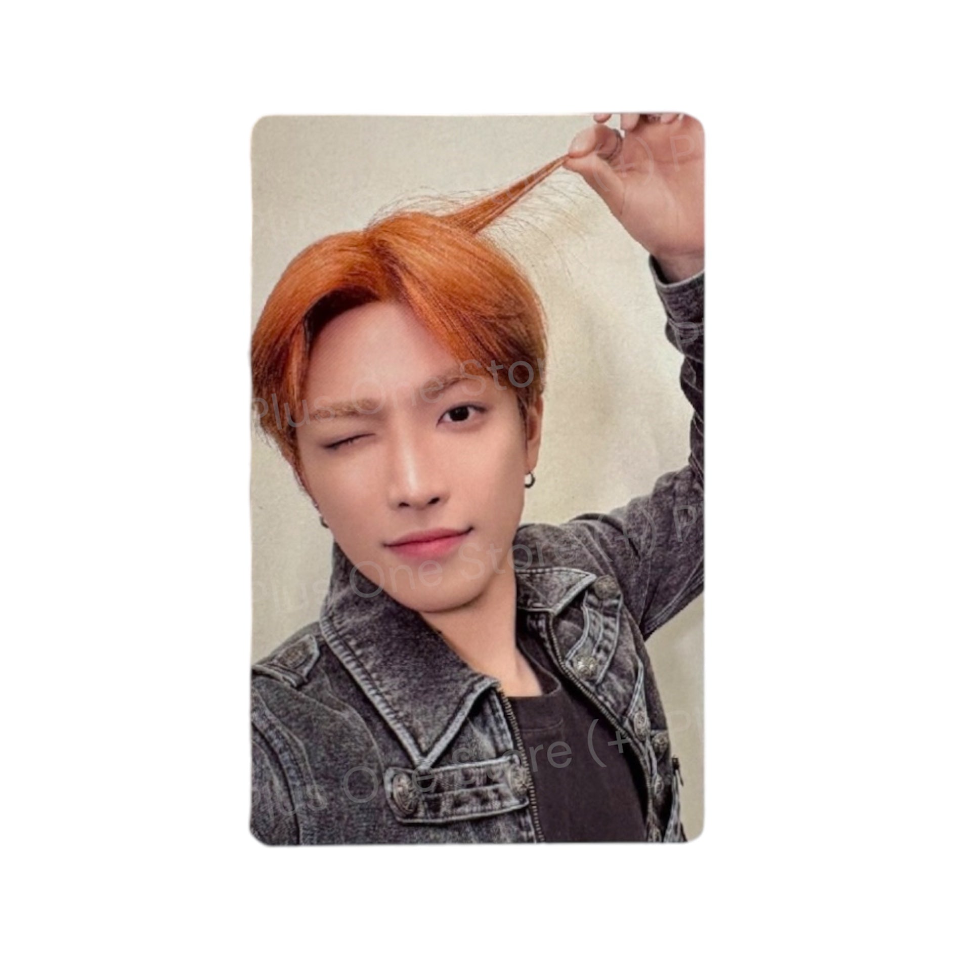 ATEEZ - HONGJOONG (7th ANNIVERSARY) Official POP-UP '8ROOM' SPRAY Photocard
