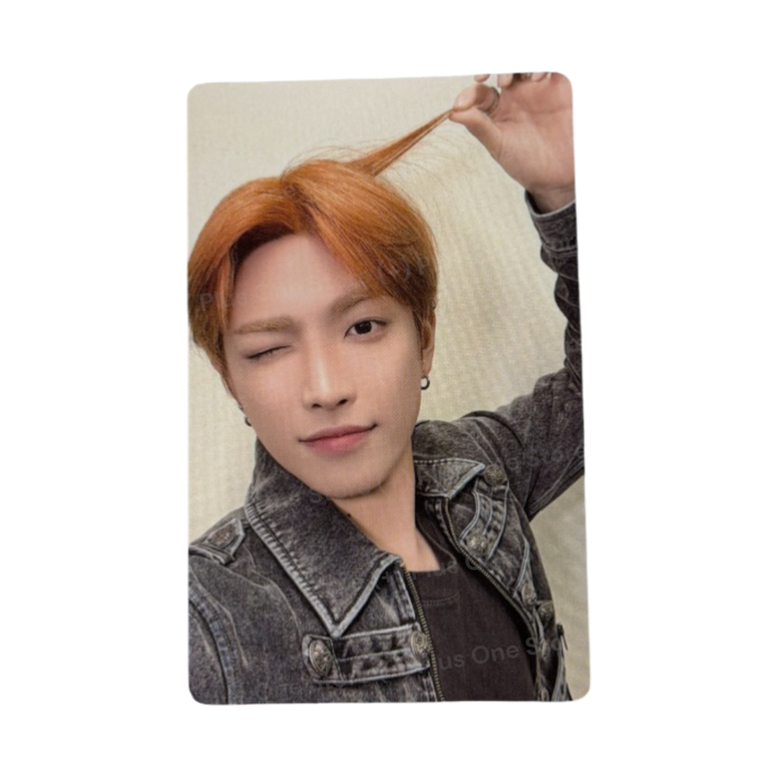 ATEEZ - HONGJOONG OFFICIAL POP-UP '8ROOM' PHOTOCARD (Room Spray Version) (7th Anniversary)